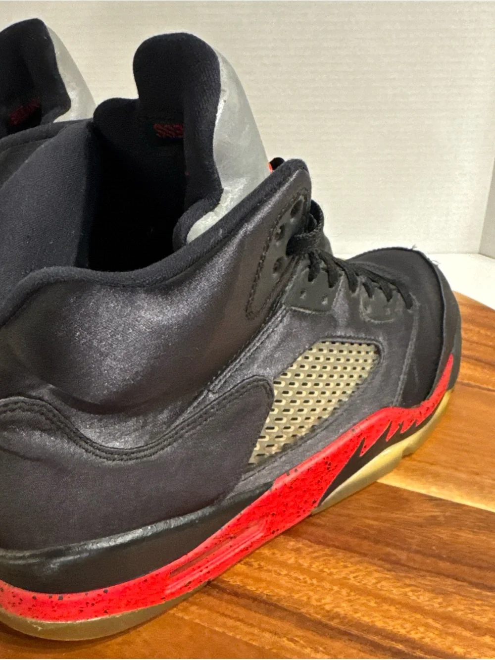 Air Jordan 5 Retro Satin Bred Black Red High Top Sneakers Men’s Size 10.5